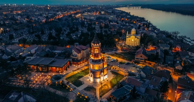 Gardoš le soir